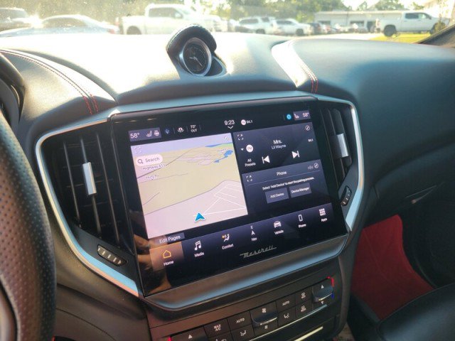 Used 2021 Maserati Ghibli Trofeo image 19