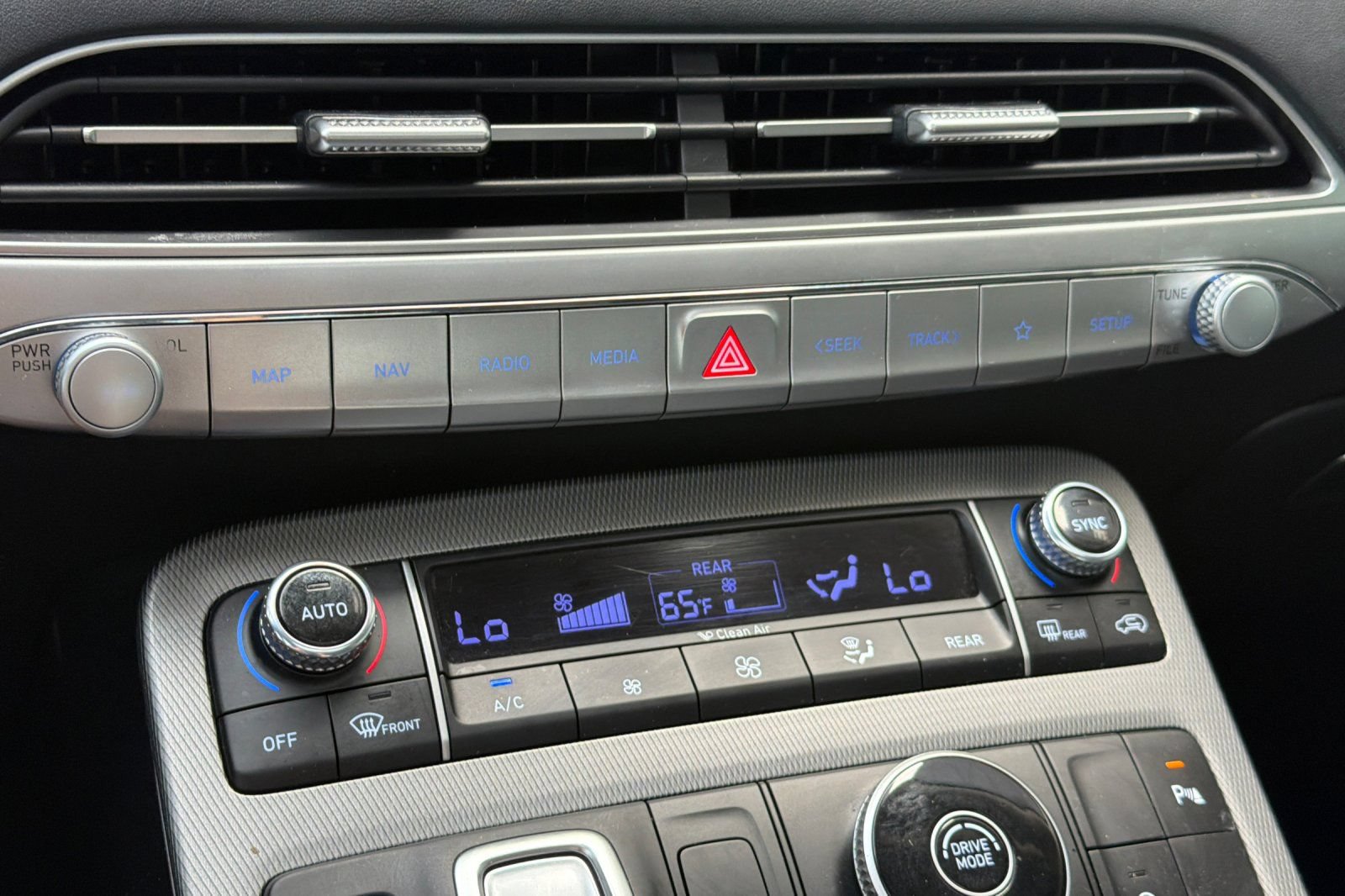 Used 2020 Hyundai Palisade SEL FWD image 23