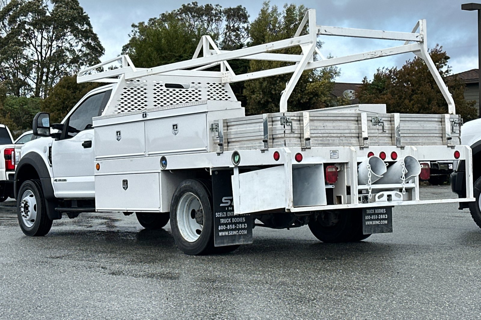 Used 2021 Ford F450 XL w/ Power Equipment Group RWD image 3