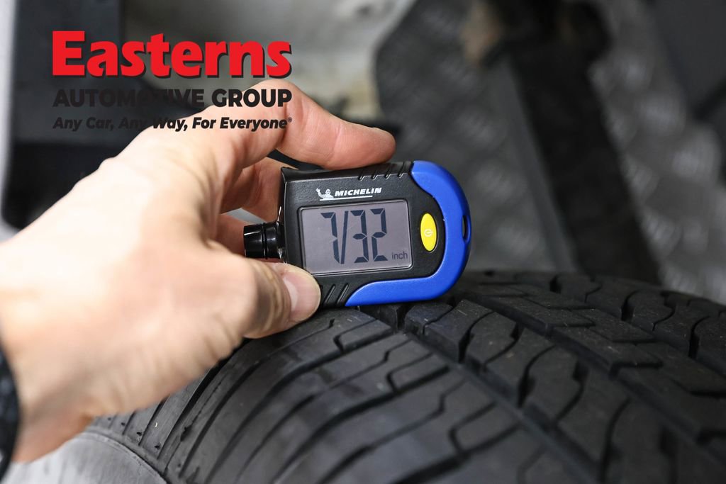 Used 2021 Chevrolet Silverado 1500 LT AWD/4WD image 28