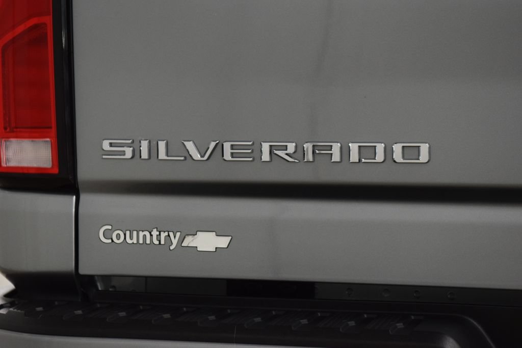 Used 2025 Chevrolet Silverado 2500 High Country w/ Technology Package AWD/4WD image 24