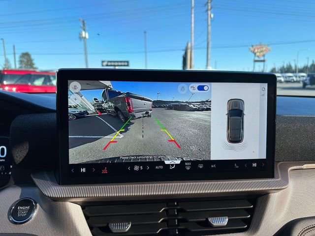 Used 2025 Ford Explorer Active image 24