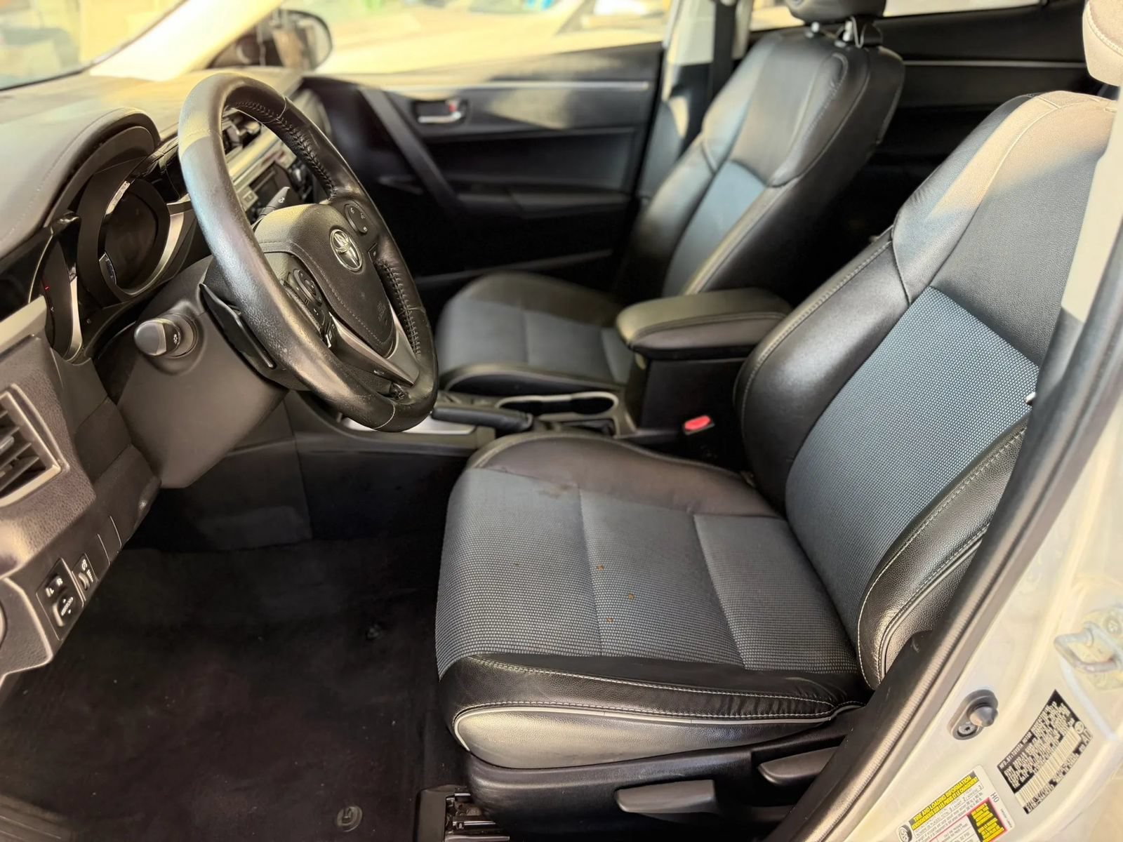 Used 2014 Toyota Corolla S FWD image 2