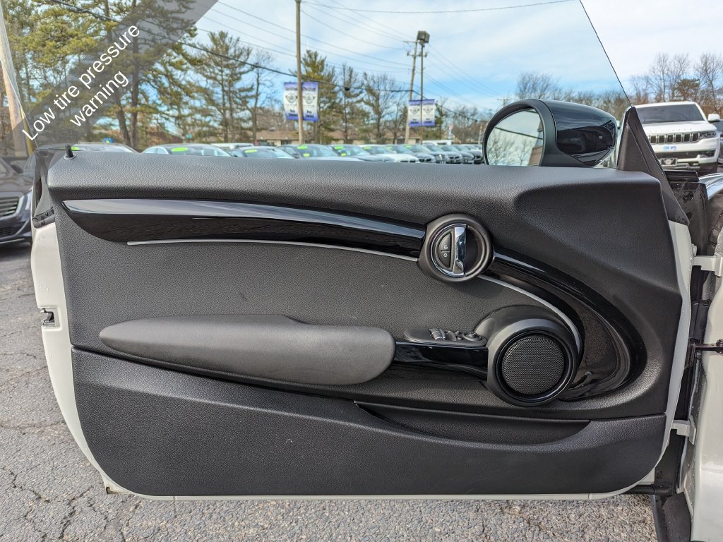 Used 2022 MINI Cooper SE FWD image 14