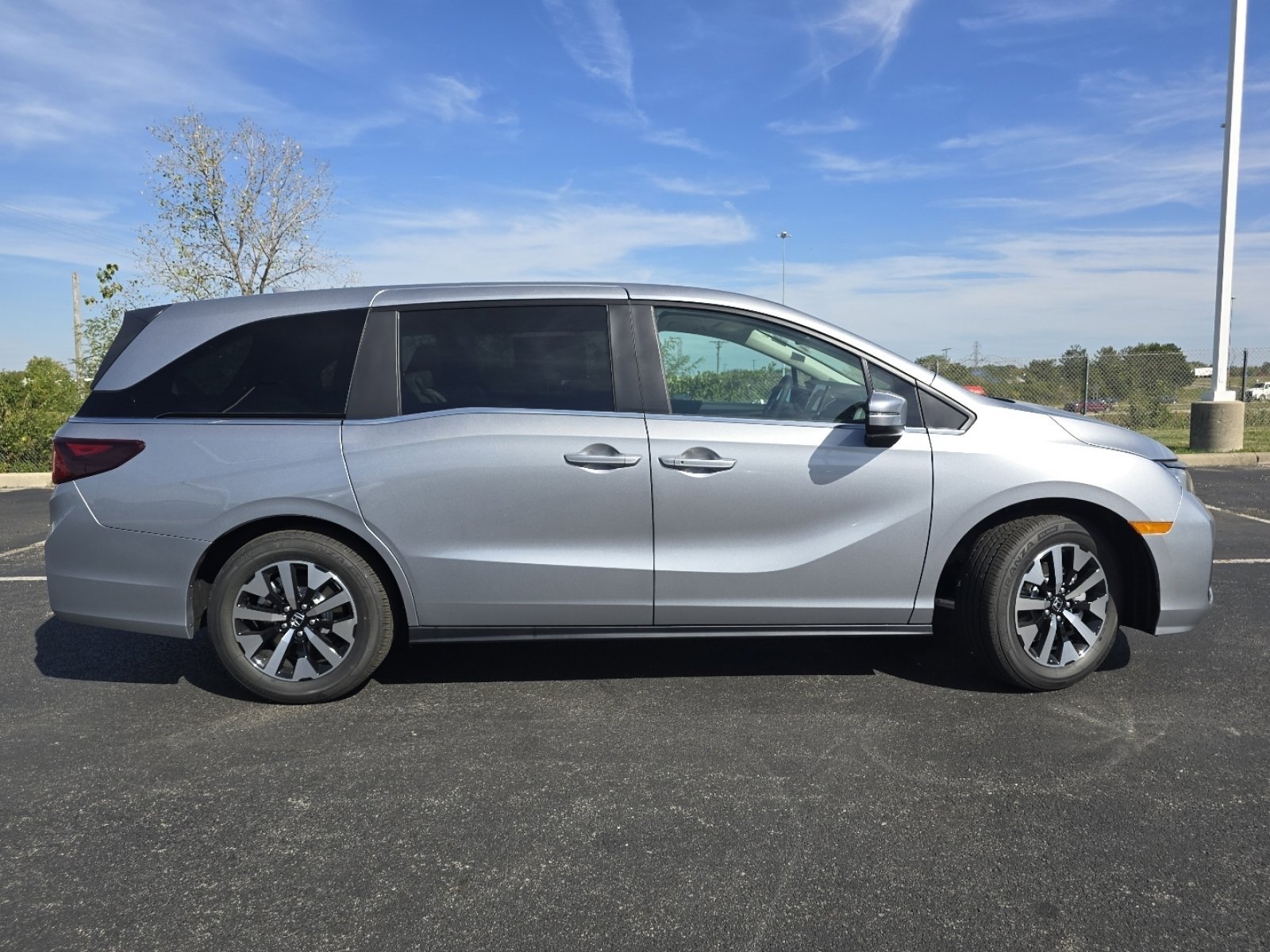 New 2026 Honda Odyssey EX-L image 19