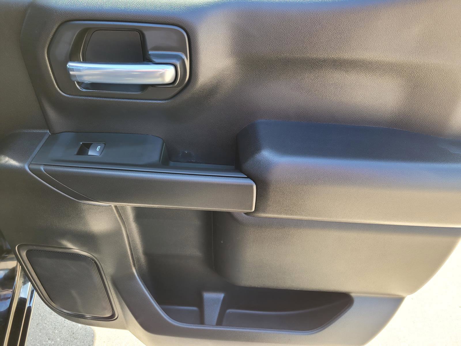 Used 2026 Chevrolet Silverado 1500 Custom AWD/4WD image 11