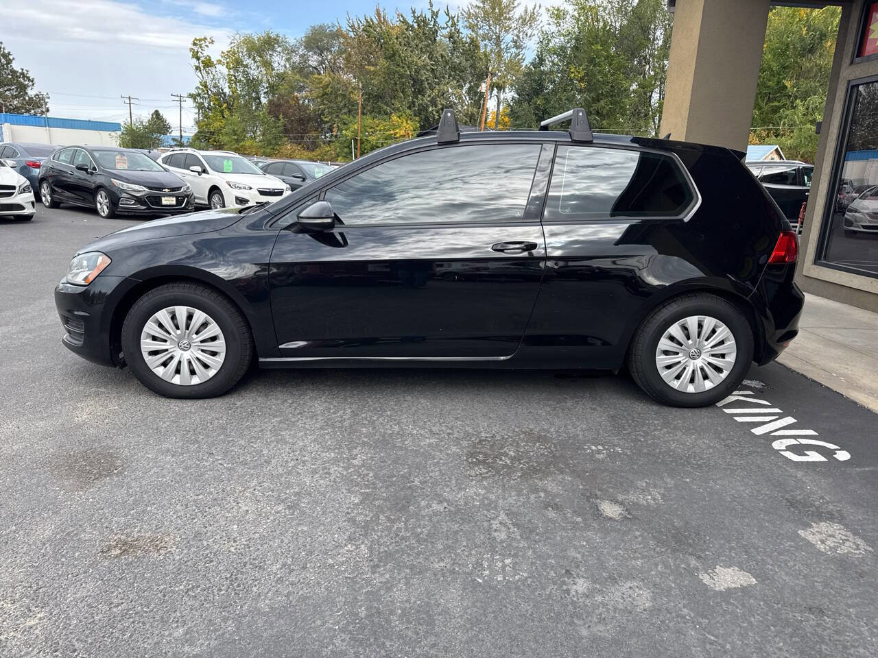 Used 2015 Volkswagen Golf Launch Edition image 4