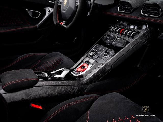 Used 2018 Lamborghini Huracan Performante AWD/4WD image 46