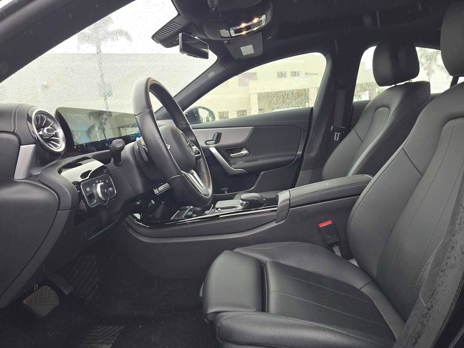 Used 2021 Mercedes-Benz CLA 250 image 21