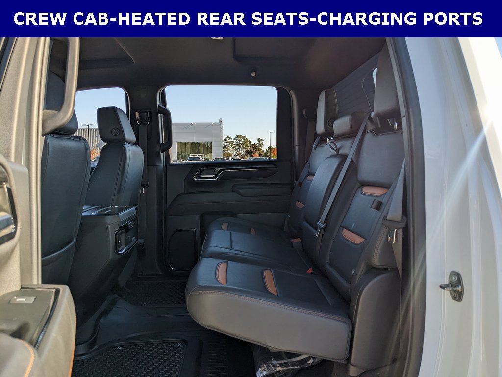Used 2024 GMC Sierra 2500 AT4 image 19