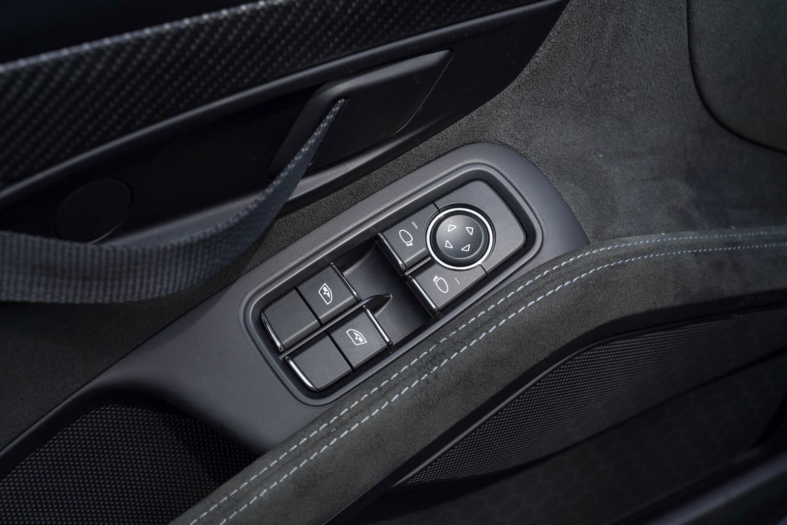Certified 2023 Porsche 718 Cayman GT4 RS w/ Weissach Package image 22