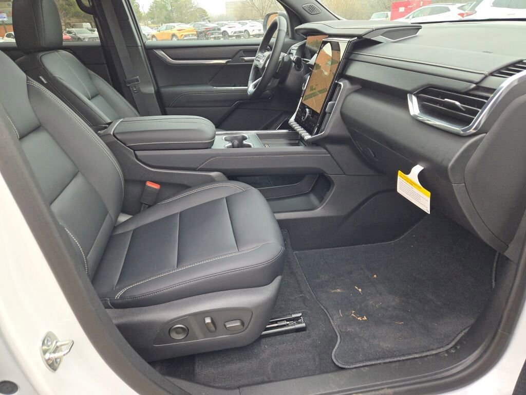 New 2026 GMC Acadia Elevation w/ Black Edition image 7