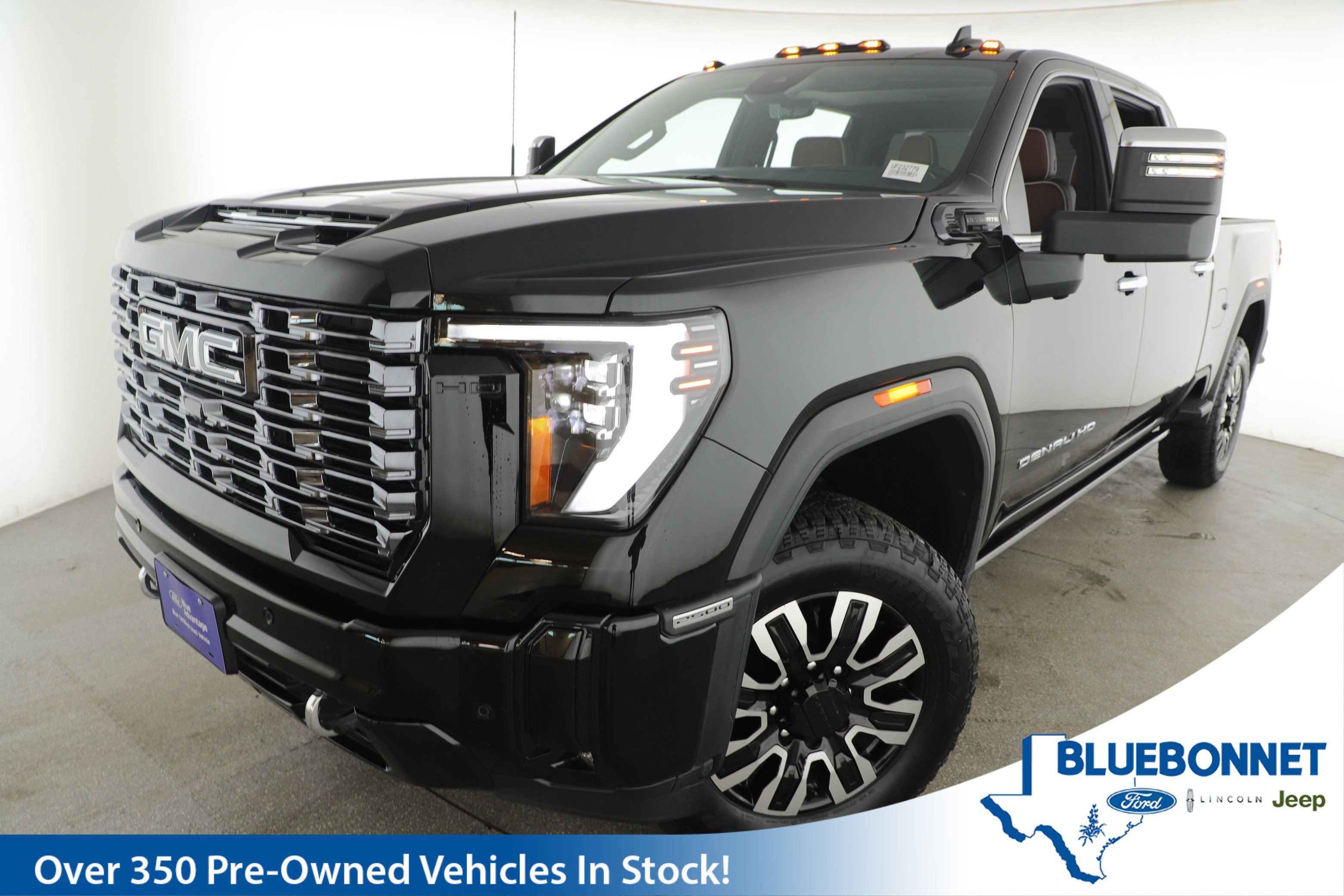 Used 2025 GMC Sierra 2500 Denali Ultimate image 1
