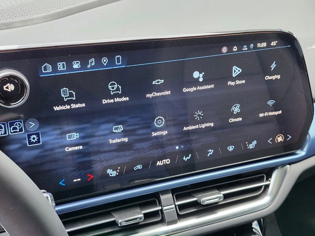 New 2026 Chevrolet Equinox EV LT AWD/4WD image 18