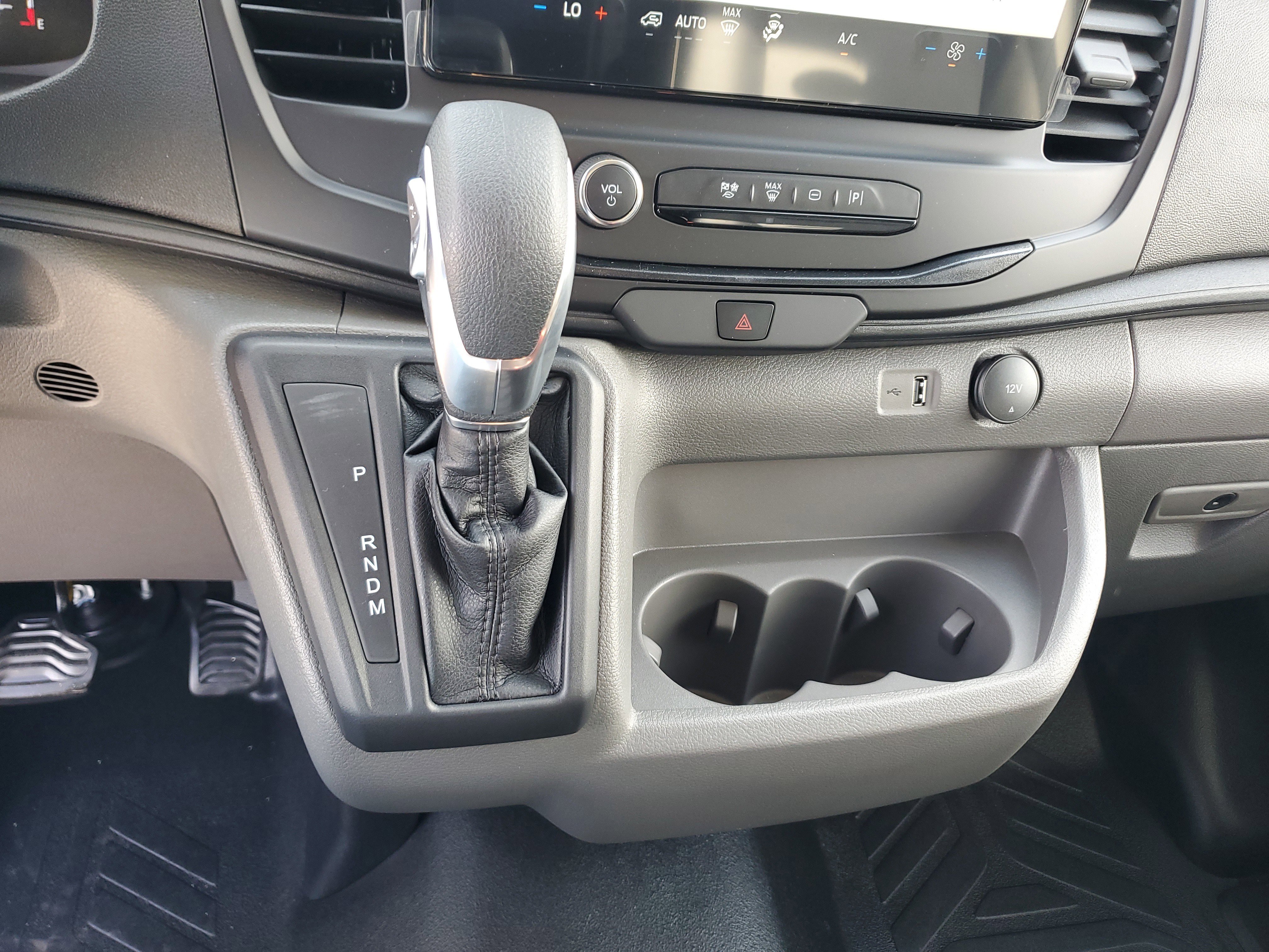 New 2026 Ford Transit 250 148 Medium Roof w/ Load Area Protection Package image 14