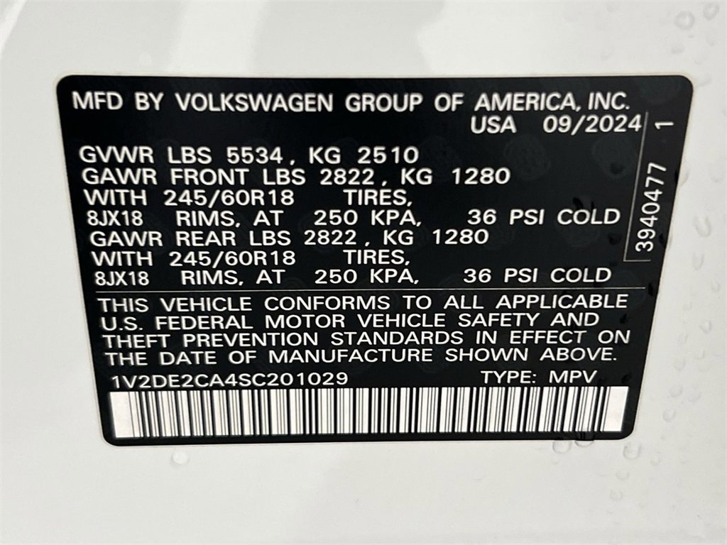 Used 2025 Volkswagen Atlas Cross Sport SE image 31