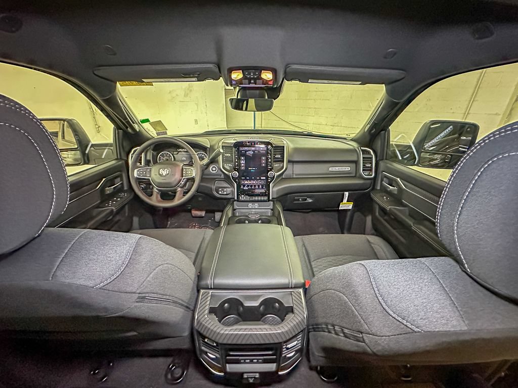 New 2026 RAM 2500 Big Horn AWD/4WD image 21