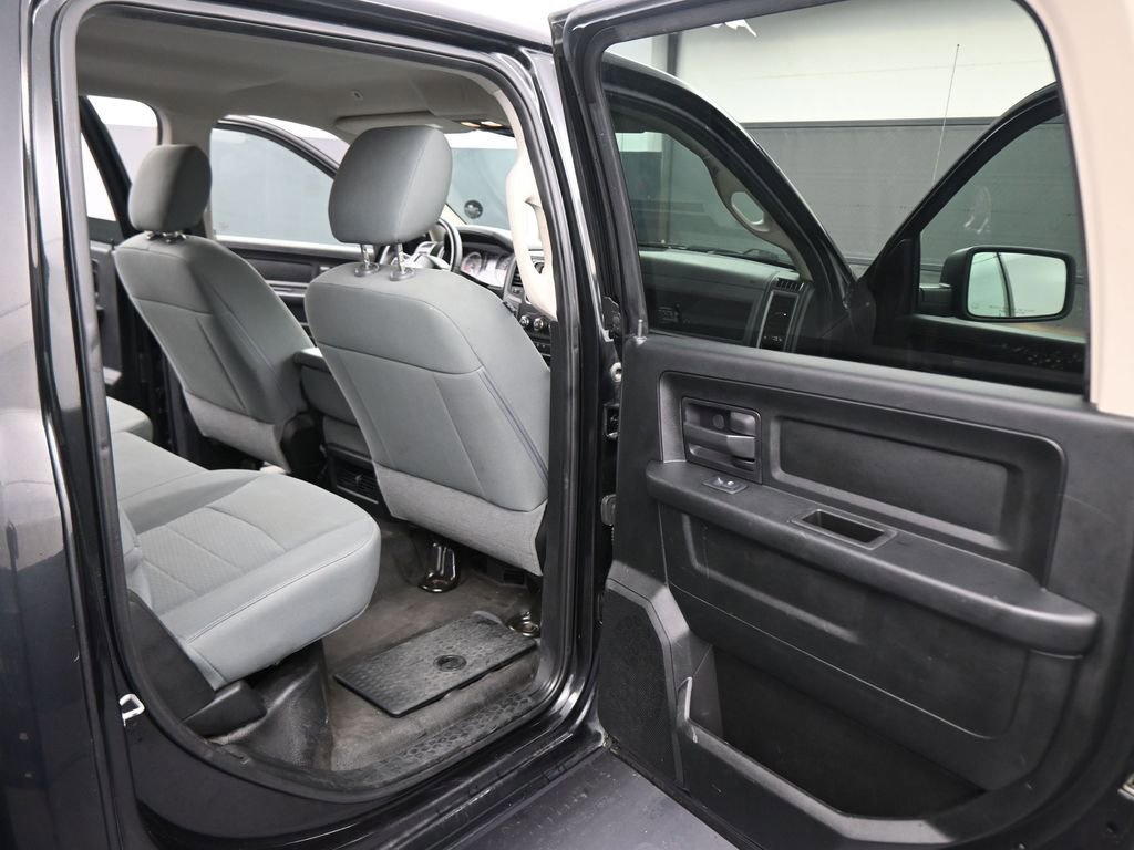 Used 2018 RAM 1500 Tradesman w/ Popular Equipment Group image 40