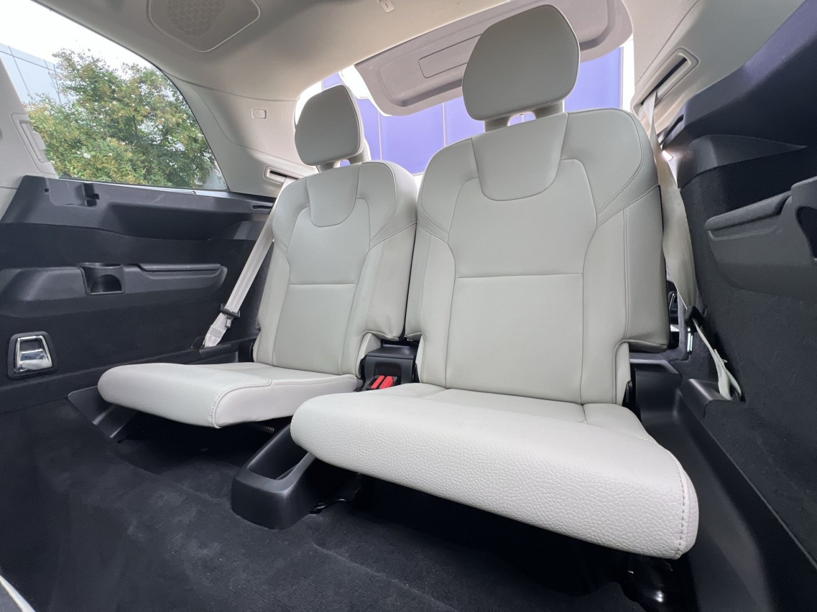 Used 2025 Volvo XC90 B6 Plus w/ Protection Package Premier AWD/4WD image 26
