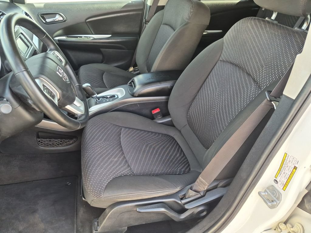 Used 2019 Dodge Journey SE w/ Connectivity Group FWD image 15