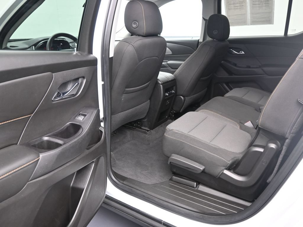 Used 2019 Chevrolet Traverse LS FWD image 16
