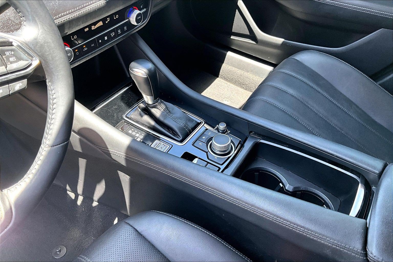 Used 2021 MAZDA MAZDA6 Touring FWD image 17