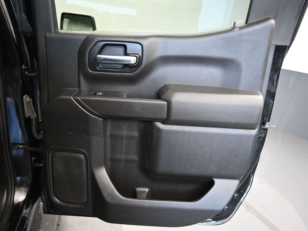 Used 2020 Chevrolet Silverado 1500 Custom image 30