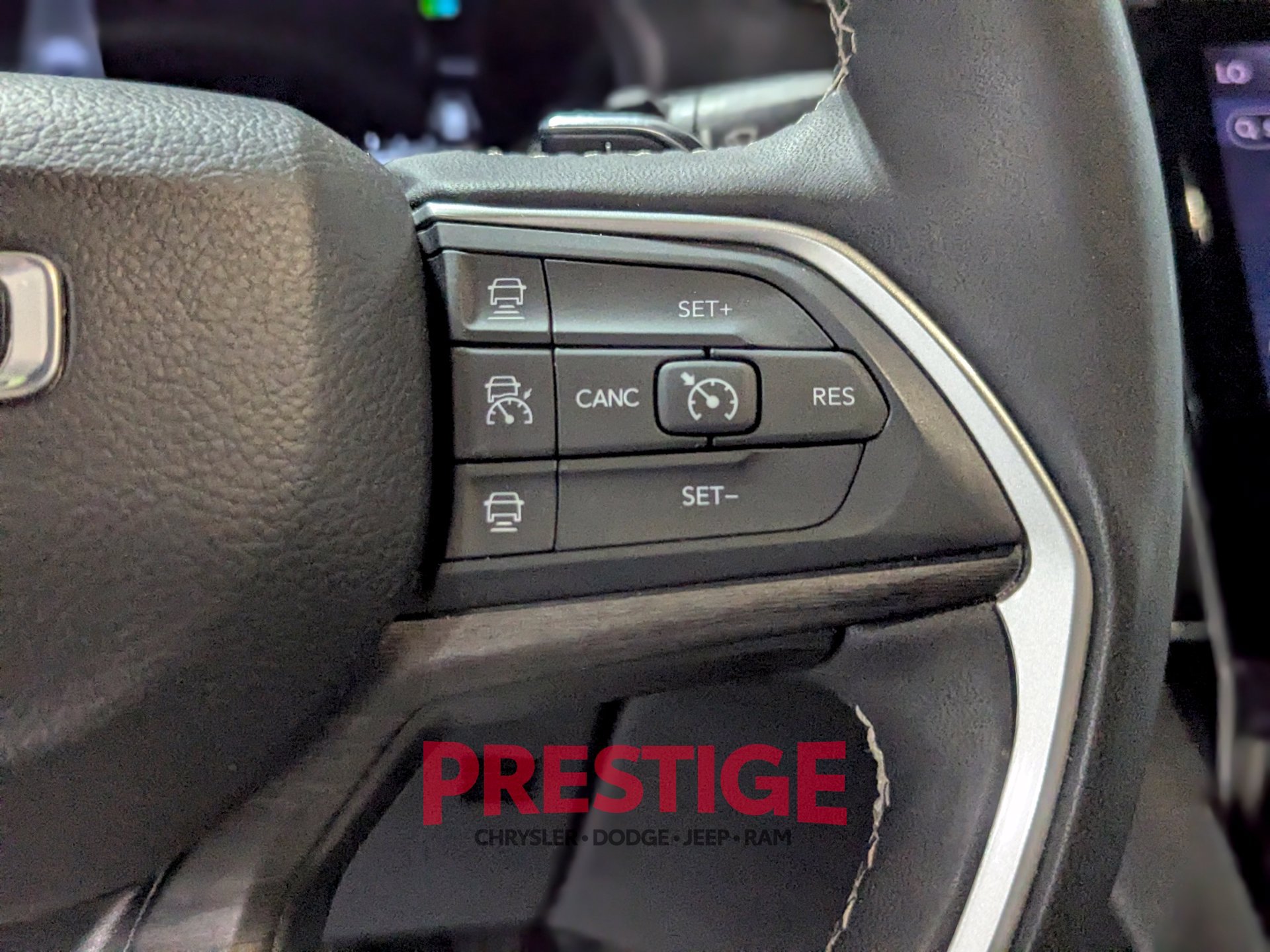 Used 2024 Jeep Grand Cherokee Limited 4xe AWD/4WD image 18
