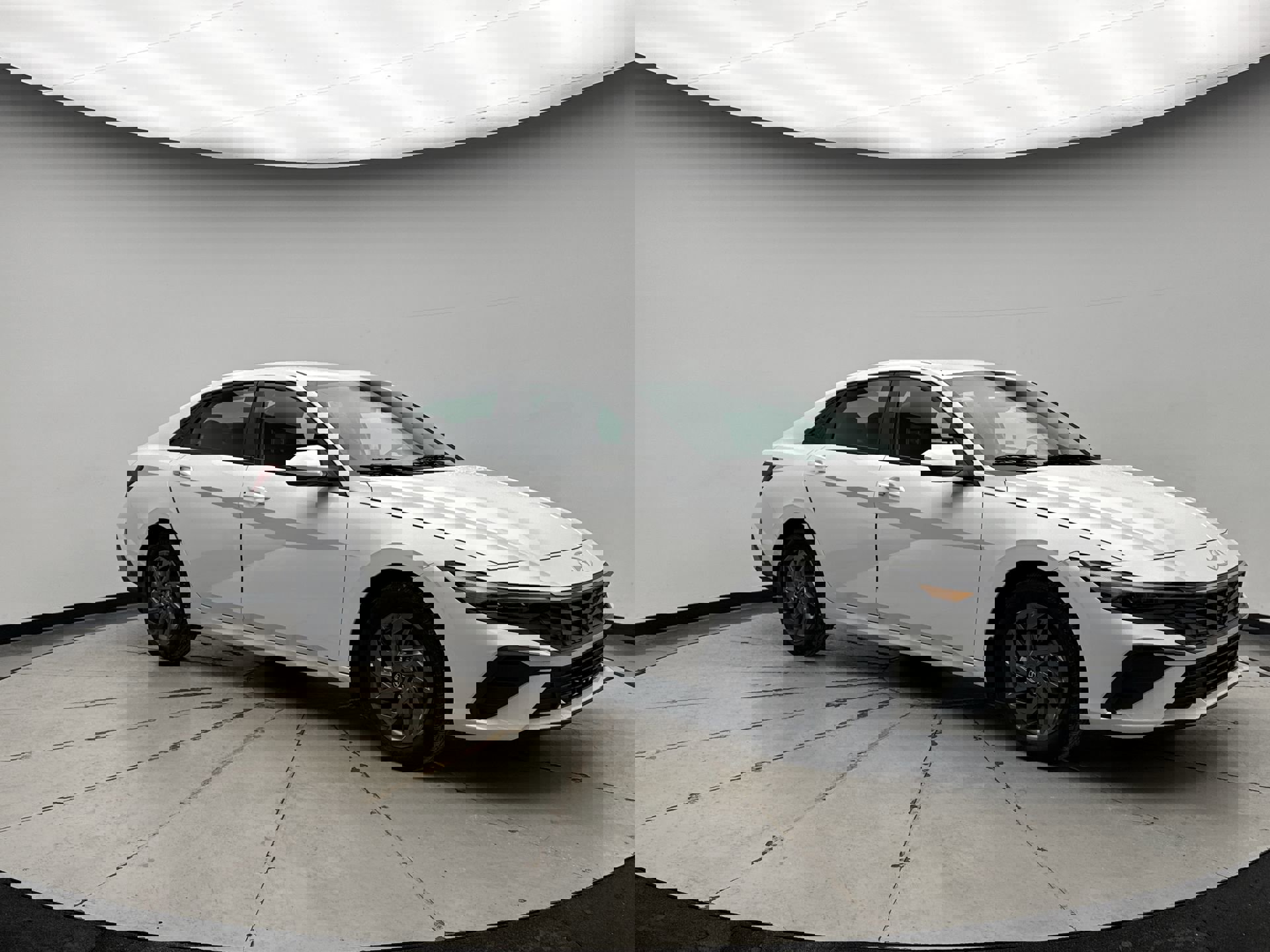 Used 2024 Hyundai Elantra SEL image 7