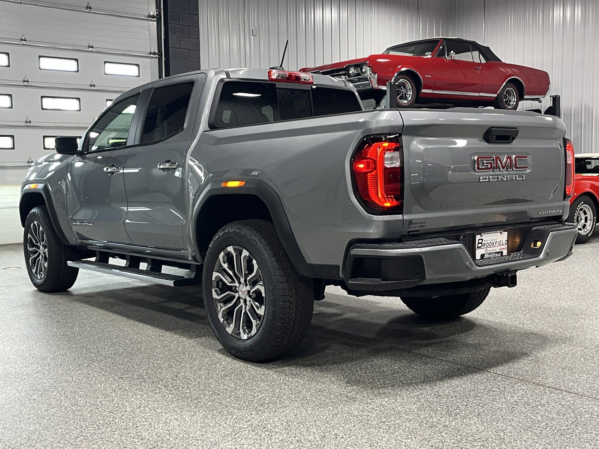 New 2026 GMC Canyon Denali AWD/4WD image 3