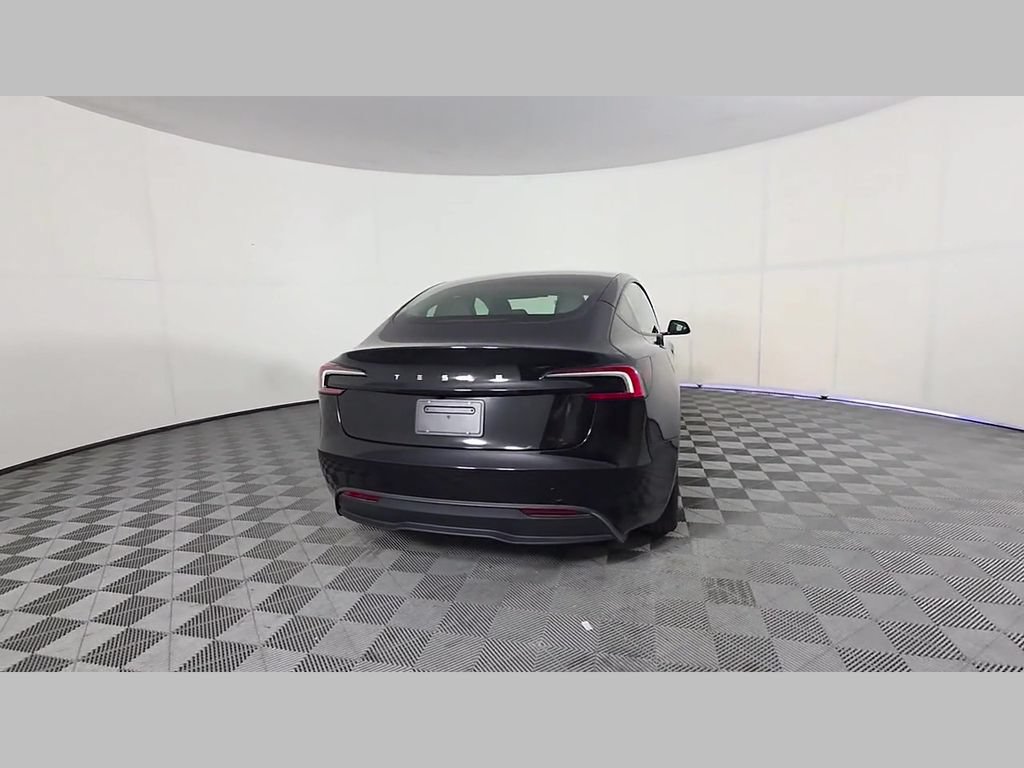 Used 2024 Tesla Model 3 Standard Range RWD image 41