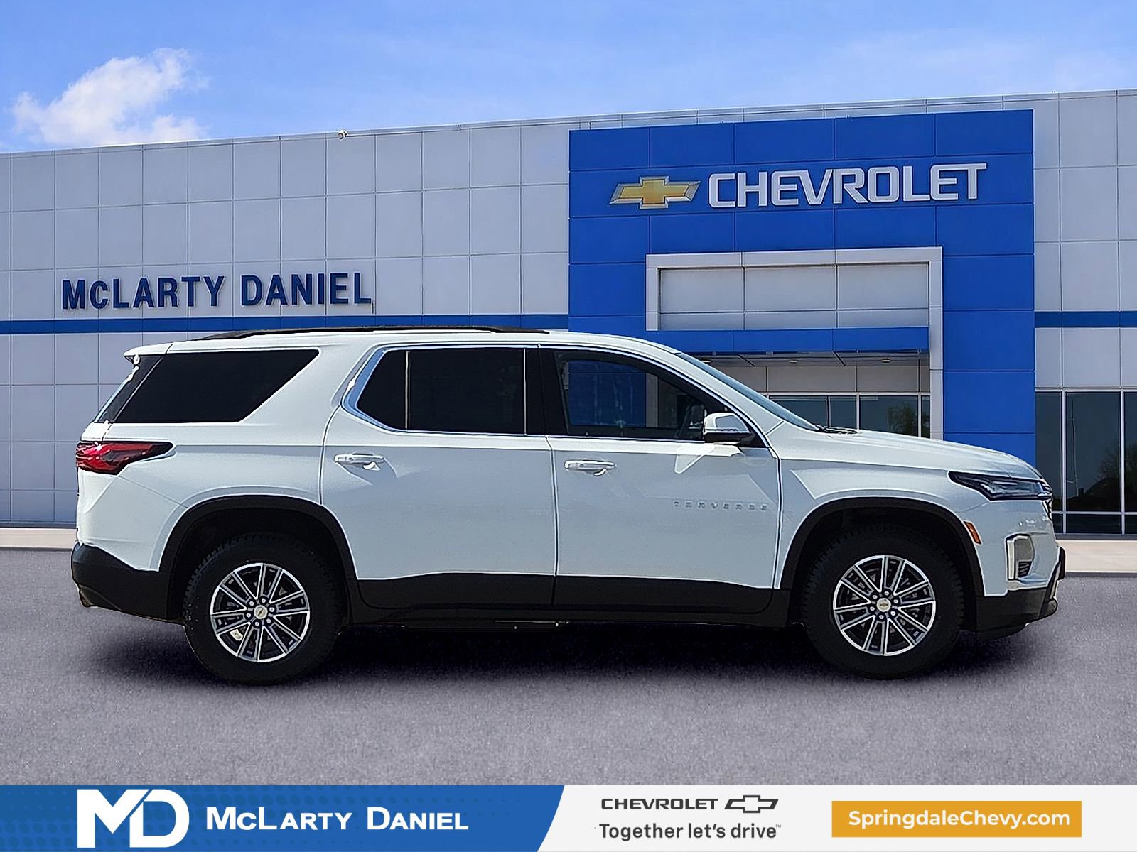 Used 2023 Chevrolet Traverse LT AWD/4WD image 6