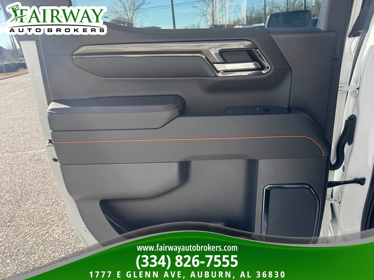 Used 2024 GMC Sierra 1500 AT4 w/ Technology Package image 28