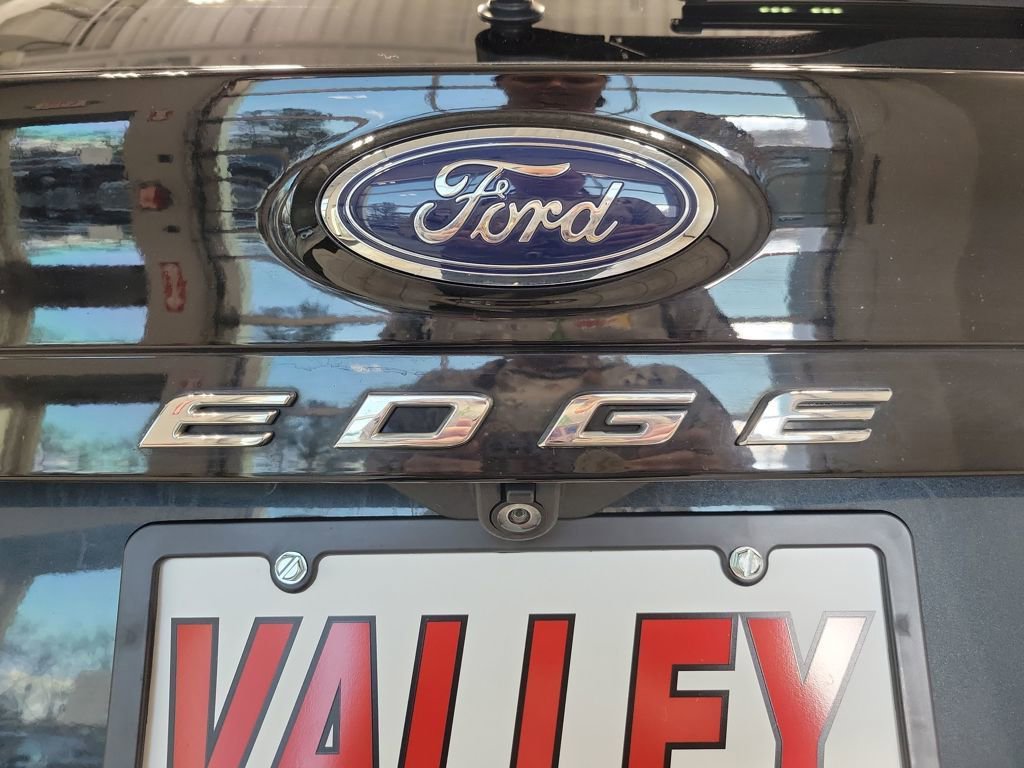 Used 2022 Ford Edge SEL w/ Sport Appearance Package image 19