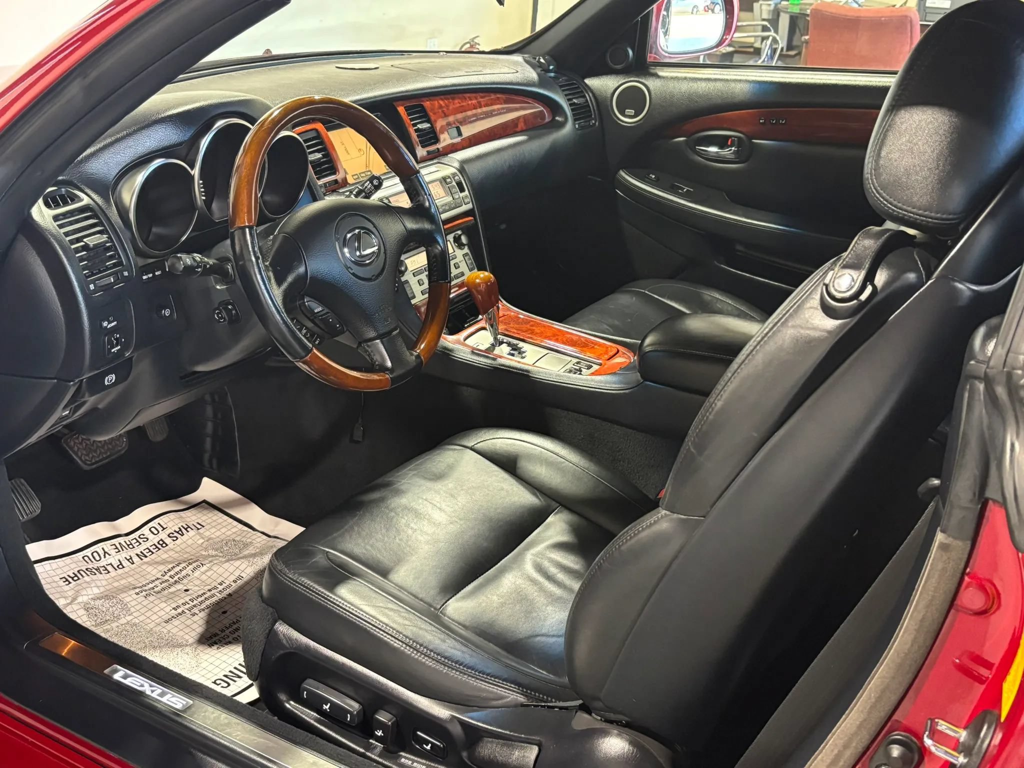 Used 2009 Lexus SC 430 Convertible RWD image 20