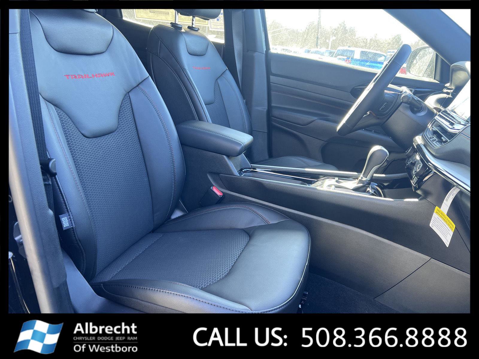 New 2026 Jeep Compass Trailhawk w/ Sun, Sound & Navigation Group image 17