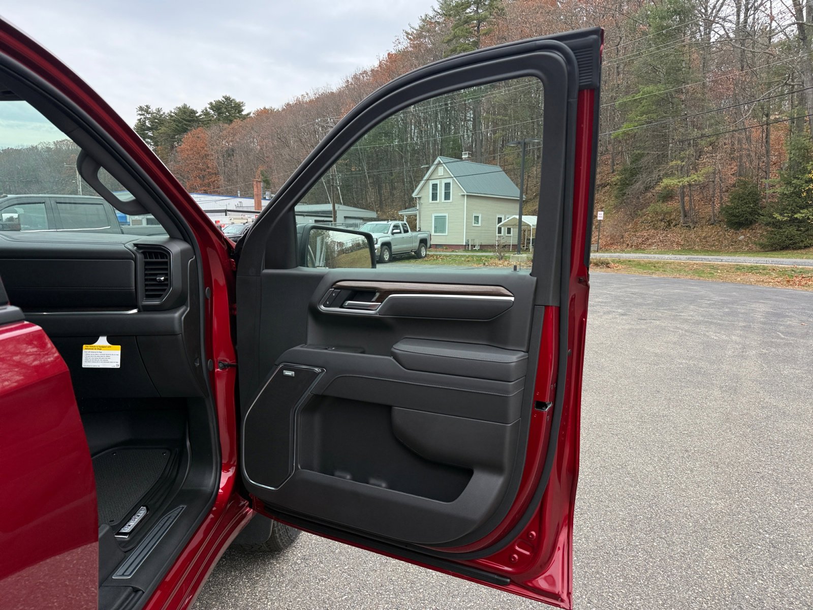 New 2025 Chevrolet Silverado 1500 RST AWD/4WD image 28