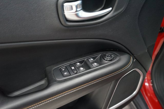 Used 2021 Jeep Compass Latitude image 22