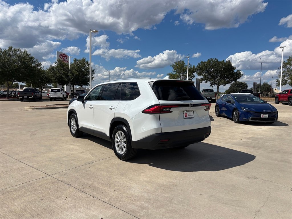 Certified 2024 Toyota Grand Highlander XLE image 5