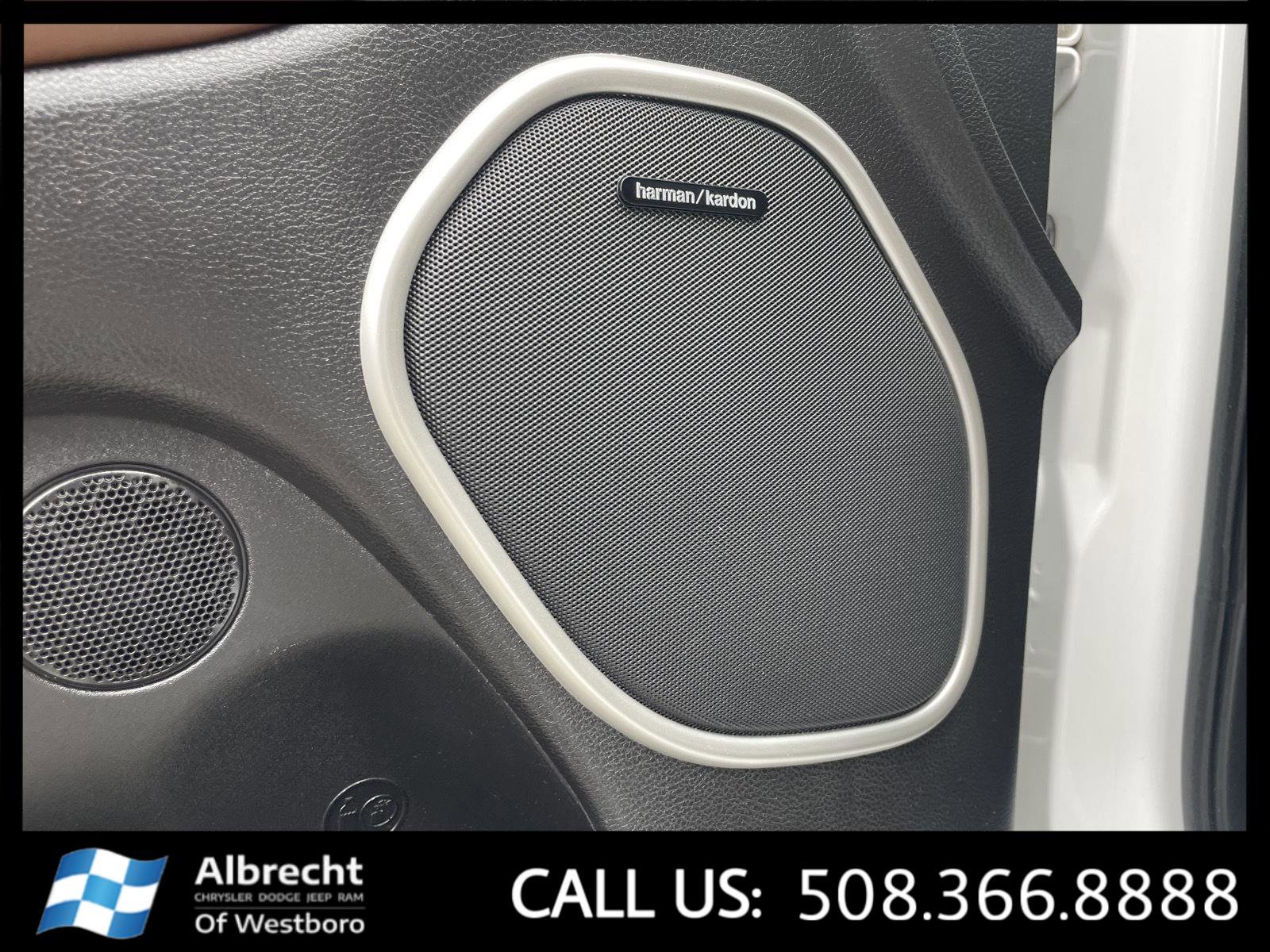 Used 2021 Jeep Grand Cherokee Summit w/ Platinum Series Group image 34