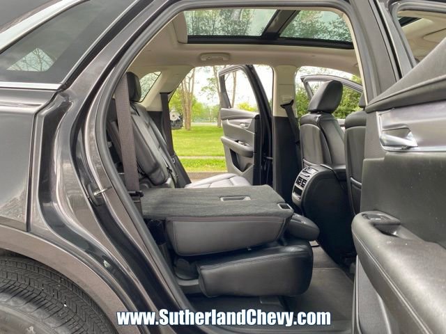 Used 2018 Cadillac XT5 Premium Luxury w/ Driver Assist Package image 39