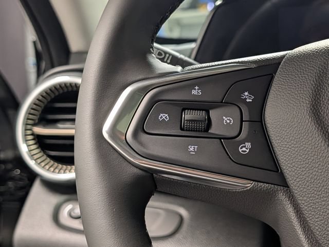 New 2026 Chevrolet Trax ACTIV w/ Sunroof Package FWD image 19