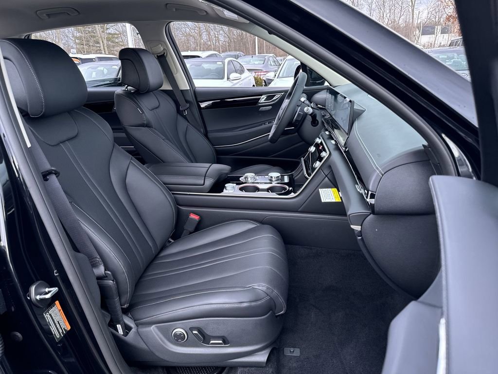 Used 2025 Genesis GV80 2.5T Standard image 31