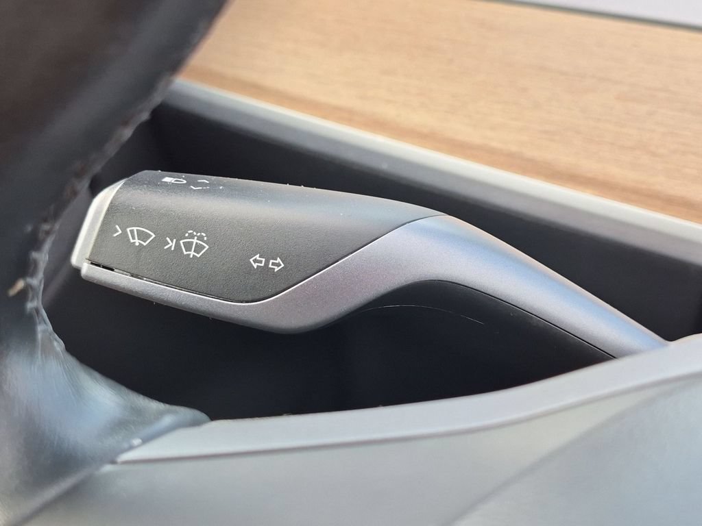 Used 2018 Tesla Model 3 Long Range AWD/4WD image 21