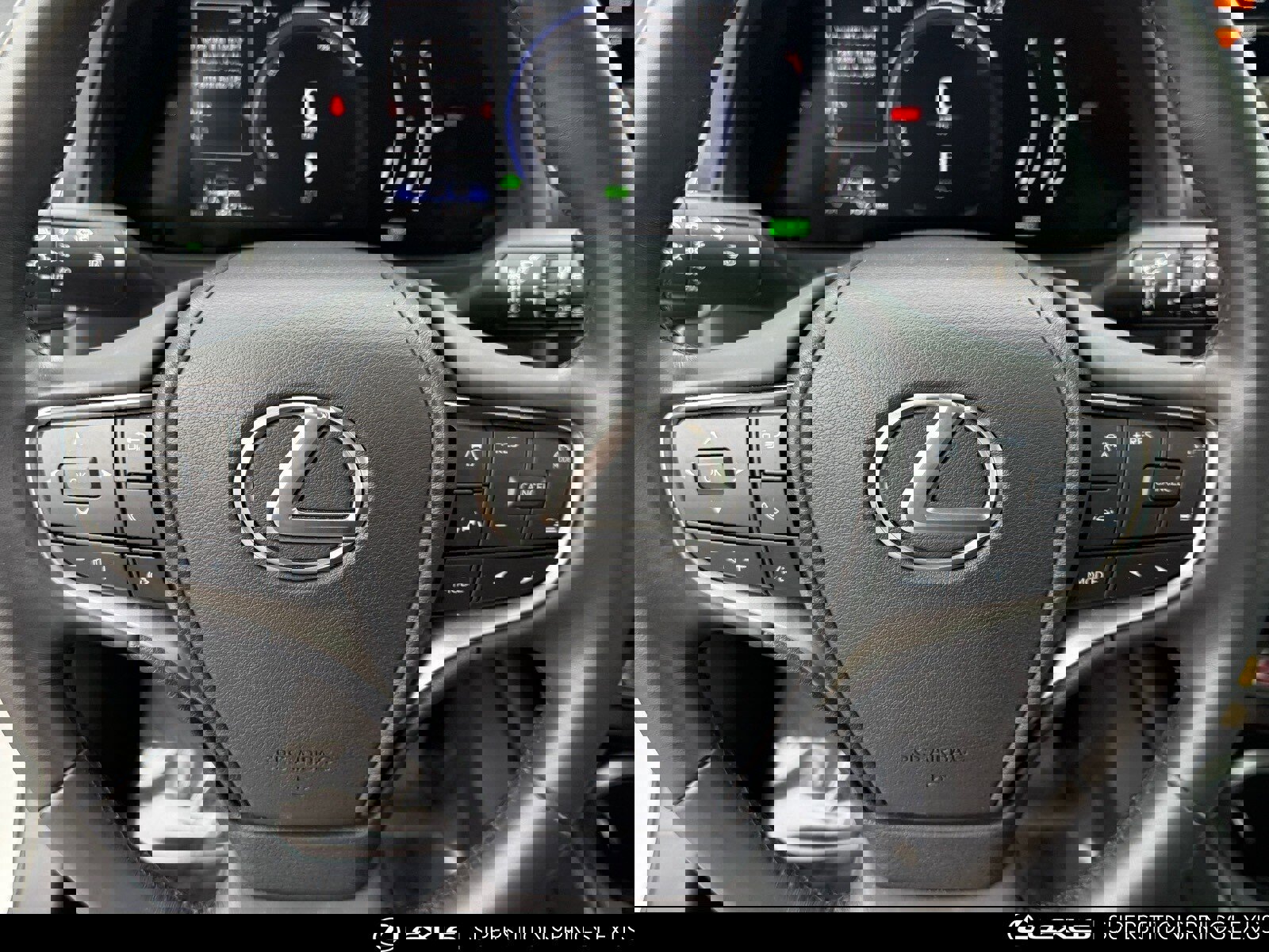 Certified 2025 Lexus UX 300h FWD image 16