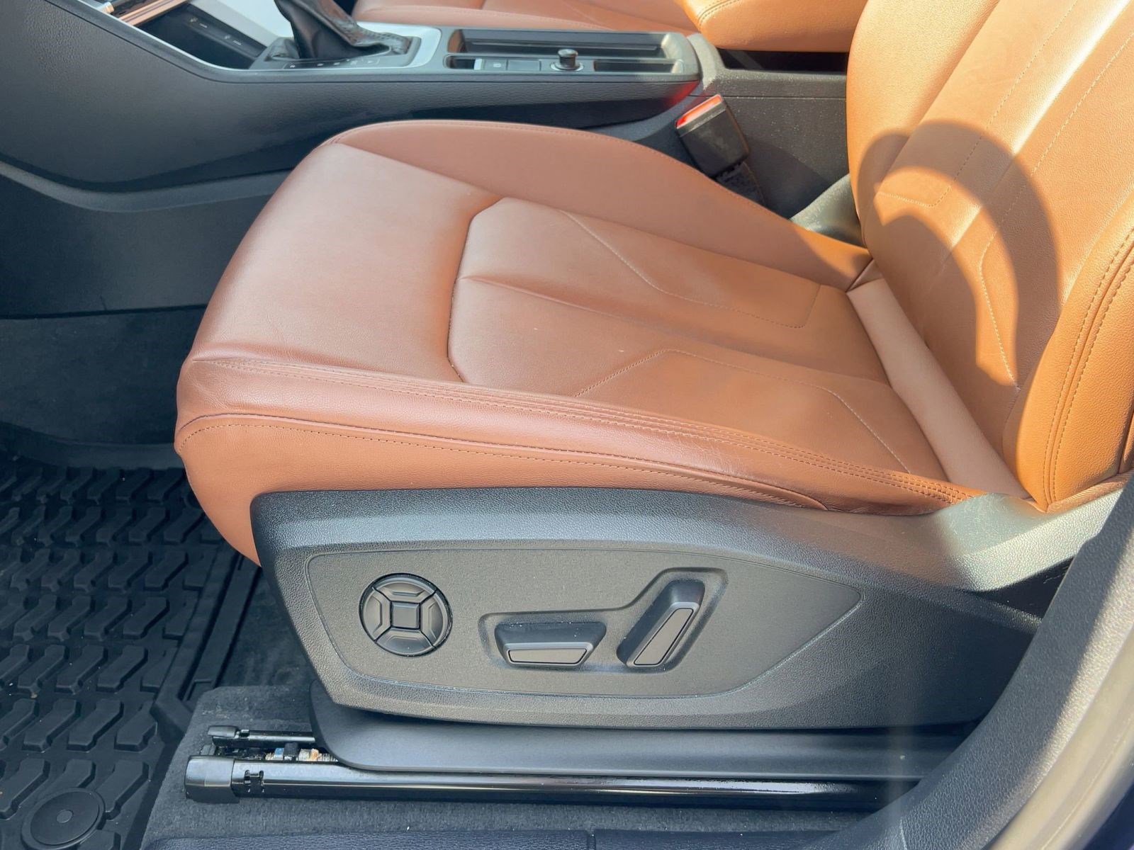 Certified 2022 Audi Q3 2.0T Premium Plus w/ Premium Plus Package image 14