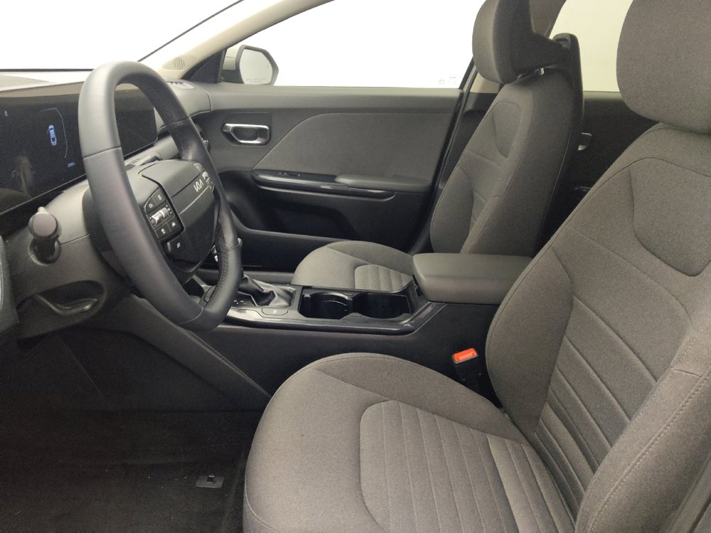 Used 2025 Kia K4 EX FWD image 17