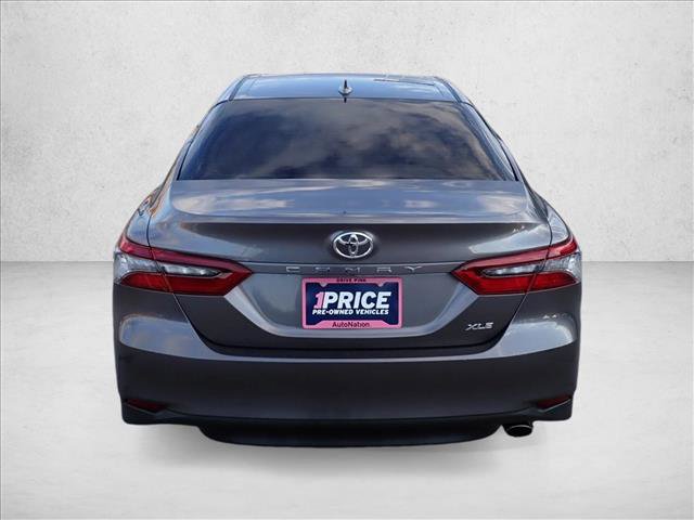 Used 2022 Toyota Camry XLE w/ Carpet Mat Package (TMS) FWD image 3