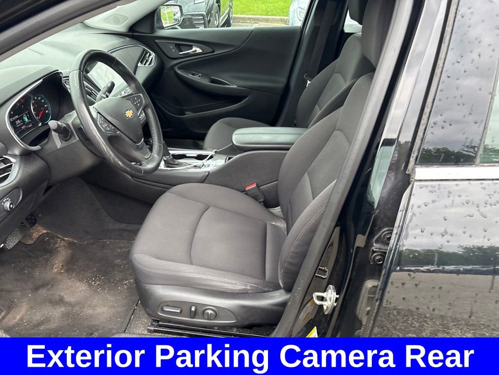 Used 2018 Chevrolet Malibu Hybrid w/ Driver Confidence Package FWD image 14