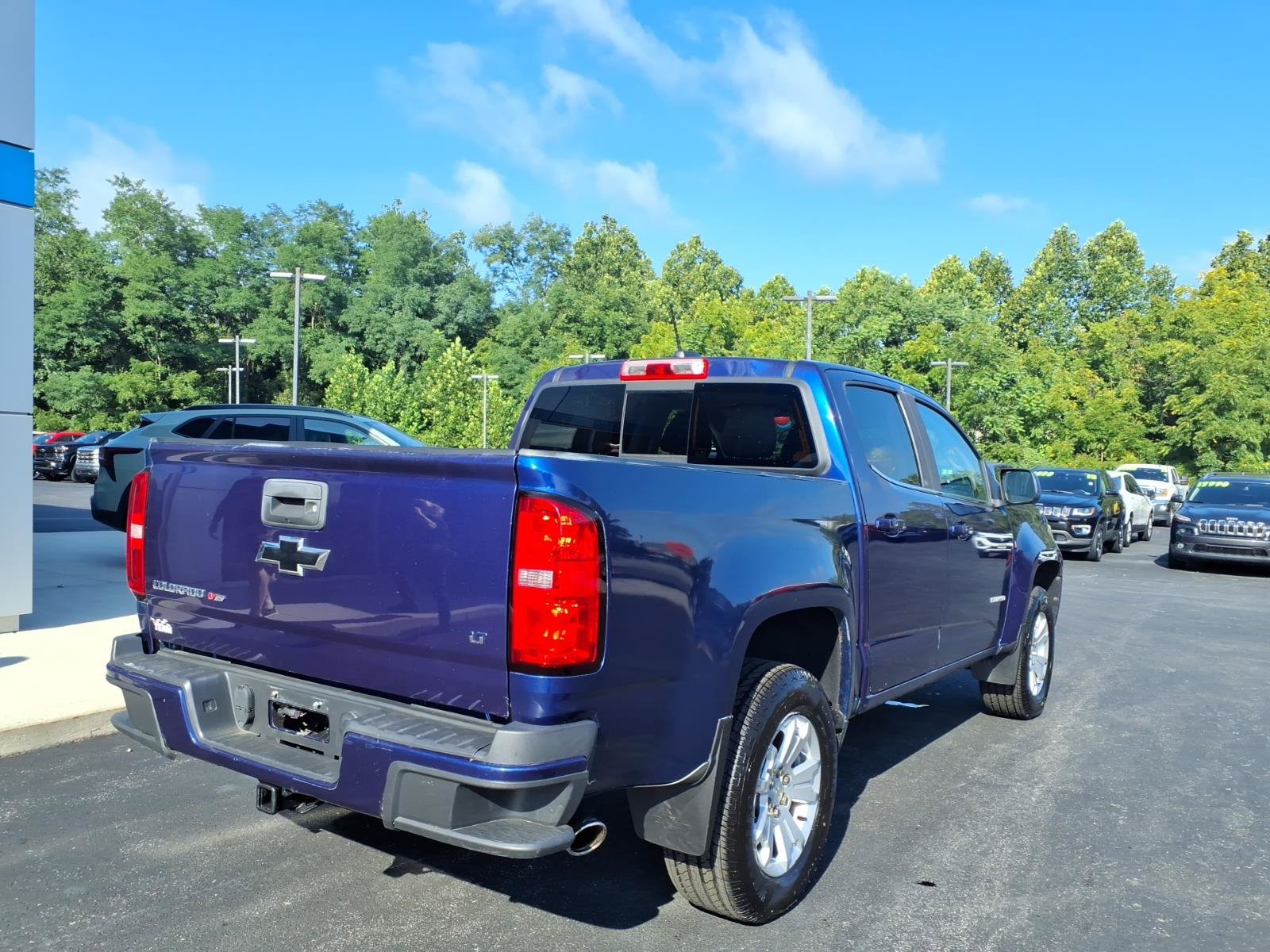 Used 2017 Chevrolet Colorado LT w/ LT Convenience Package AWD/4WD image 7
